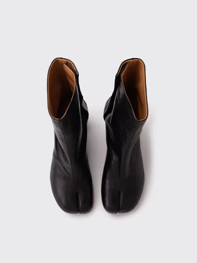 Maison Margiela Tabi Split-toe Leather Ankle Boots In Black