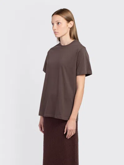 Minimum Lilou Ss T-shirt In Brown
