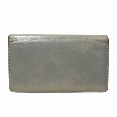 Pre-owned Chanel Silver Leather Long Wallet (bi-fold) ()