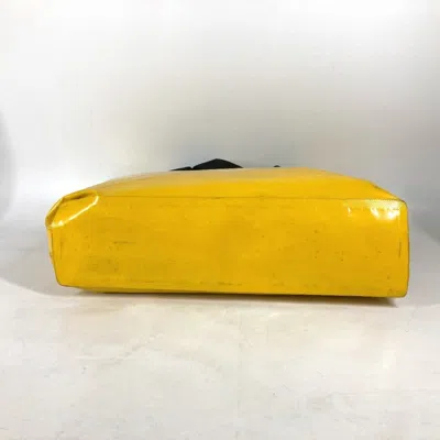 Pre-owned Chanel Yellow Vinyl Shoulder Bag Tote Bag ()