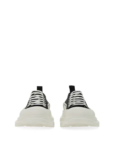 Alexander Mcqueen Sneakers Mcqueen Men Color Black