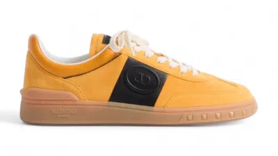 Pre-owned Valentino Garavani Men's Valentino Upvillage Low Top Skateboard Sneakers In Yellow