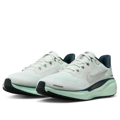 Nike Pegasus Easyon Running Shoe In Green