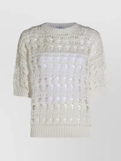 Brunello Cucinelli Textured Knit Crew Neck Sweater In White