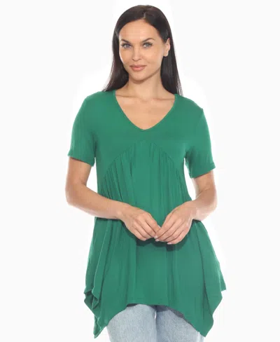 White Mark Women's Maternity Empire Waist V-neck Tunic Top In Green