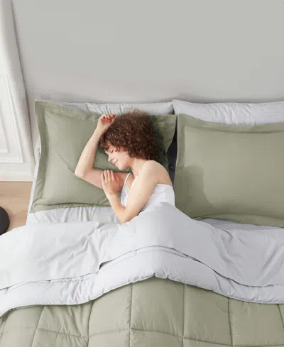 Nestl Luxury Soft Reversible 7-pc. Comforter Set, King In Green