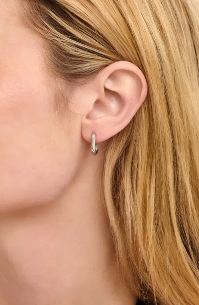Devata Beveled Hoop Earrings In Metallic