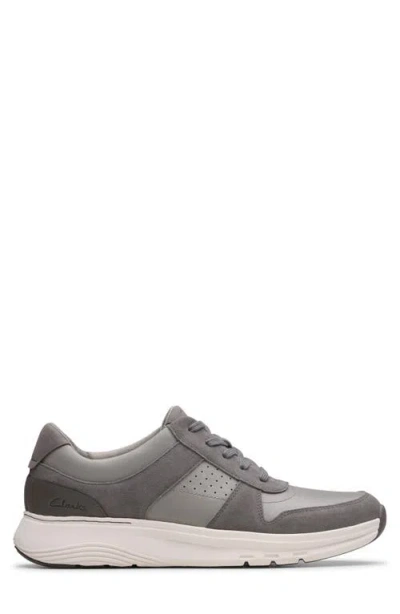 Clarks Motion Trek Go In Gray