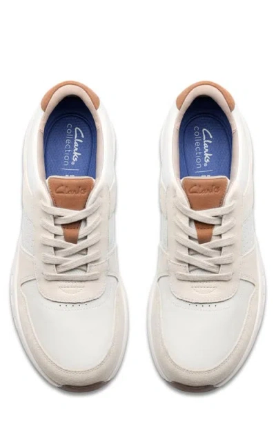 Clarks Motion Trek Go In Sand