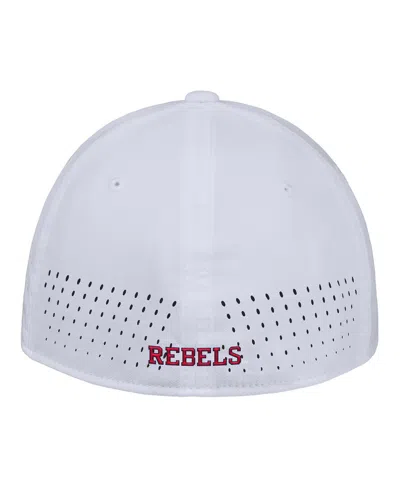 Nike Men's White Ole Miss Rebels 2025 On-field Club Performance Adjustable Hat In White