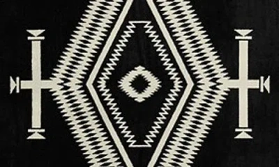 Pendleton Jacquard Spa Towel In Black