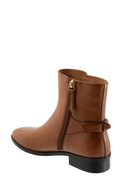 Trotters Wide Width Annette Bootie In Brown