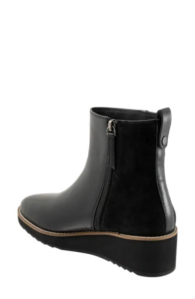 Trotters Wynona Platform Wedge Bootie In Black
