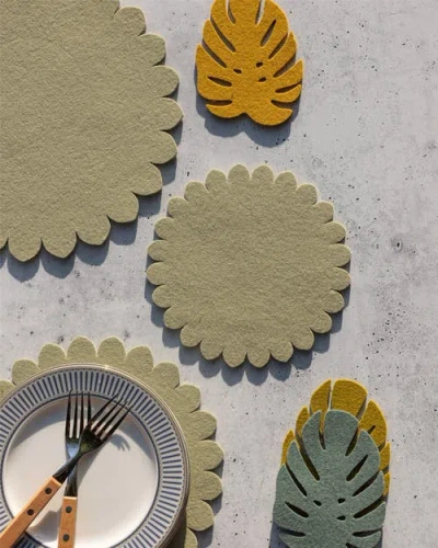 Graf & Lantz Graf Lantz Crest Merino Wool 8" Trivet In Green