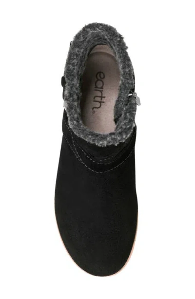 Earth Hutton Bootie In Black