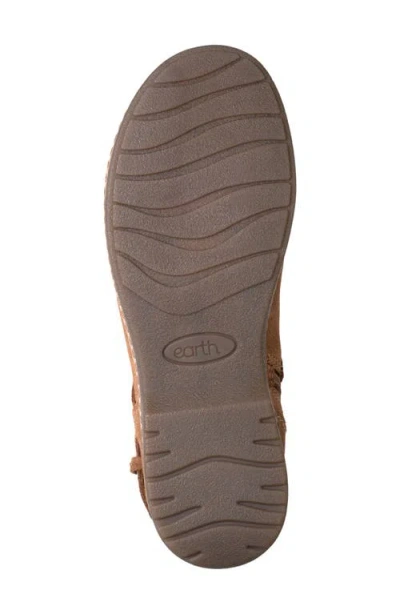 Earth Hutton Bootie In Brown