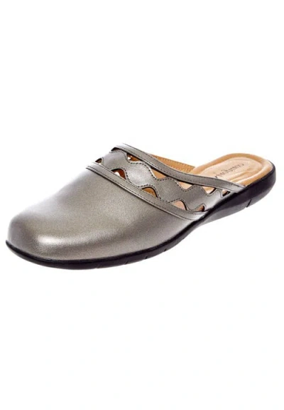Comfortview The Mckenna Slip On Mule In Gray