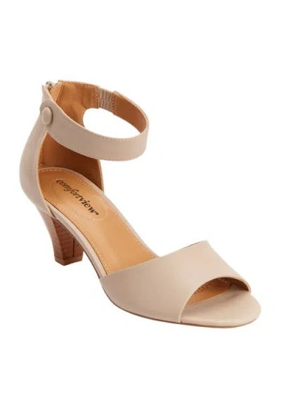 Comfortview The Fallon Sandal In Multi