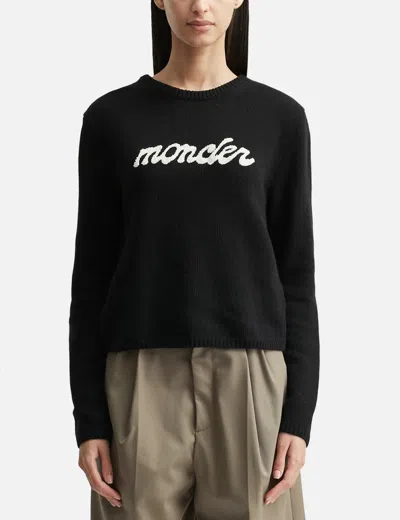Moncler Cropped Sweater With Contrasting Embroidered Logo In Black