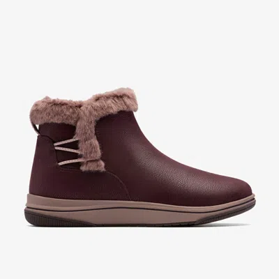Clarks Breeze Fur In Red