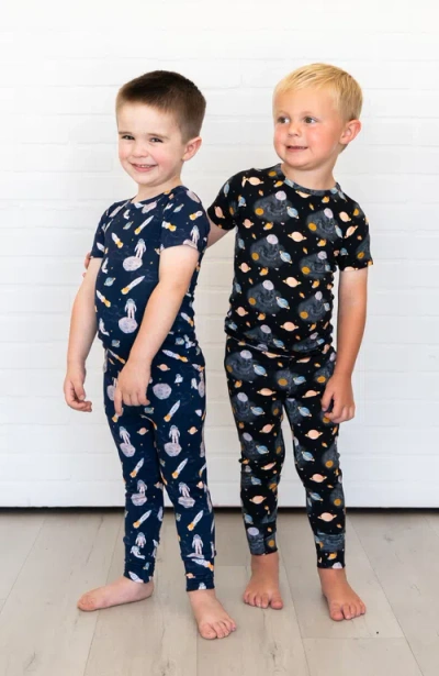 Laree + Co Samuel 2-piece Short Sleeve Set In Blue