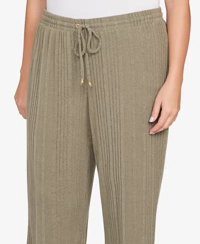 Hearts Of Palm Womens Plus Straight Mid Rise Pull-on Pant In Brown