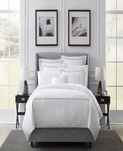 Sferra Grande Hotel Cotton Duvet Cover, King In White