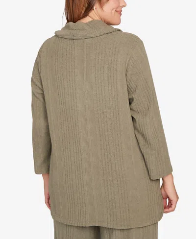 Hearts Of Palm Plus Size Solid Texture Hatchi Cowl Neck Tunic Top In Green