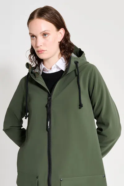 Stutterheim Mosebacke Patch Raincoat In Green