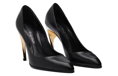 Alexander Mcqueen Alexander Mc Queen "armadillo" Pumps In Black