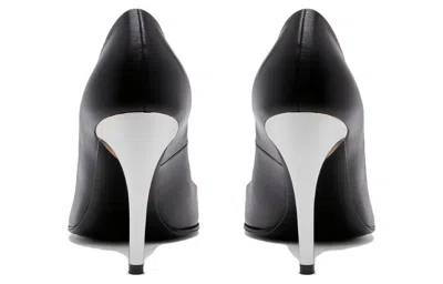 Alexander Mcqueen Alexander Mc Queen "armadillo" Pumps In Black