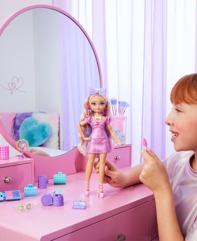Barbie Dream Besties Get Ready With  Malibu Doll And Accessories In Multi