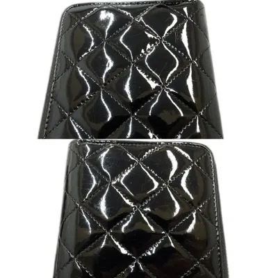 Pre-owned Chanel Black Patent Leather Long Wallet (bi-fold) ()