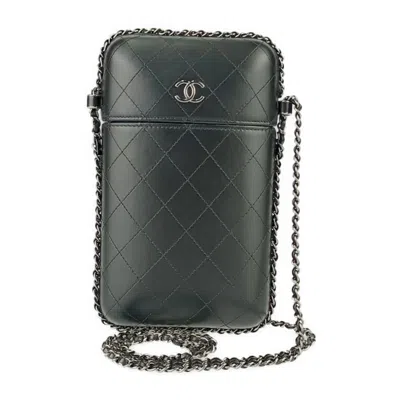 Pre-owned Chanel Black Pochette Shoulder Bag ()