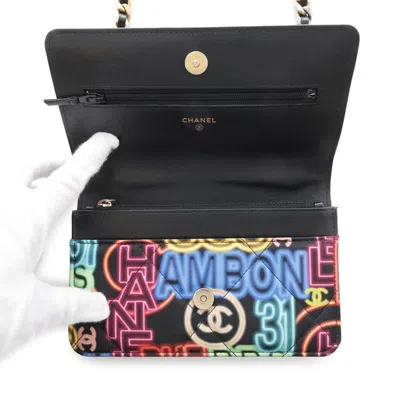 Pre-owned Chanel Multi-color Fabric Leather Chain/shoulder Wallet ()
