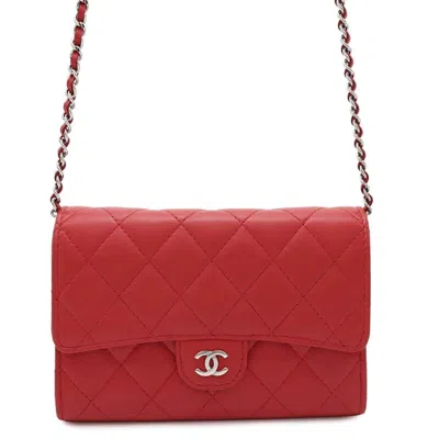 Pre-owned Chanel Red Color Leather Chain/shoulder Wallet ()
