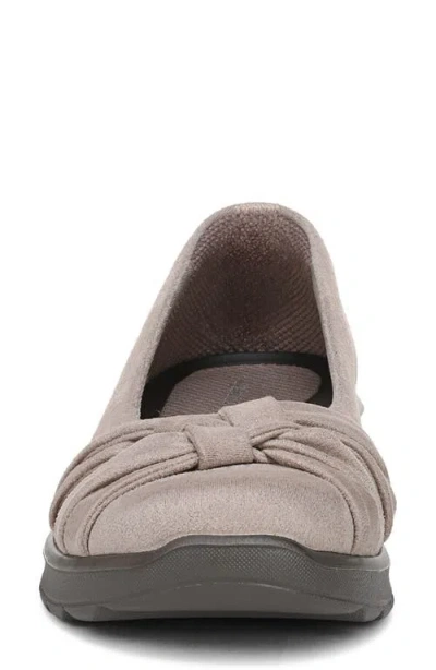 Lifestride Women's Glamour Round Toe Ballerina Flats In Red