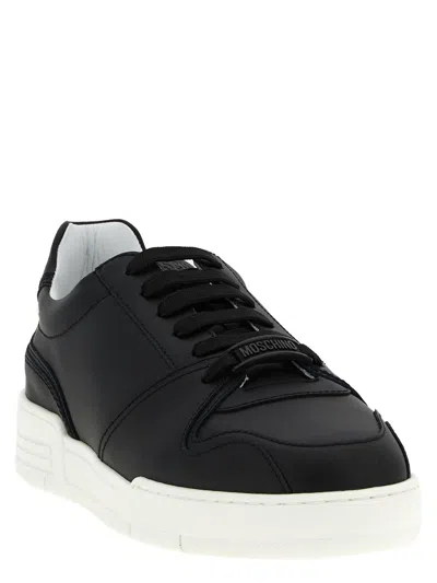Moschino Kevin Sneakers Featuring Contrast Sole In Black