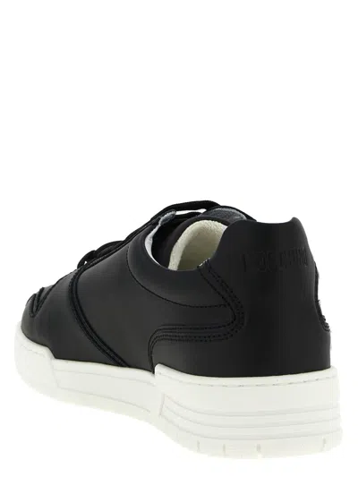 Moschino Kevin Sneakers Featuring Contrast Sole In Black