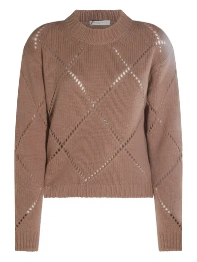 菱纹图案针织毛衣