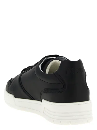 Moschino Kevin Sneakers Featuring Contrast Sole In Black