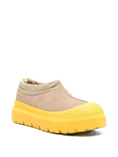 Ugg Modern Sneakers With Contrast Sole And Pull Tab In Neutral