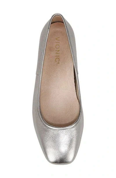 Vionic Orinda Square Toe Flat In Gray