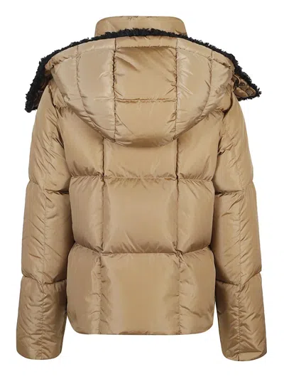 Moncler Piumino Corto Castelnou Con Cappuccio In Pile E Trapuntatura A Quadri In Brown