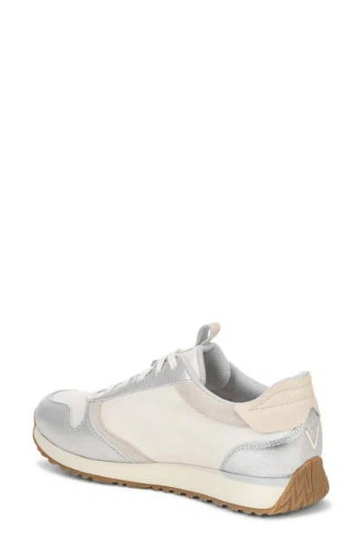 Vionic Monarch Sneaker In Multi