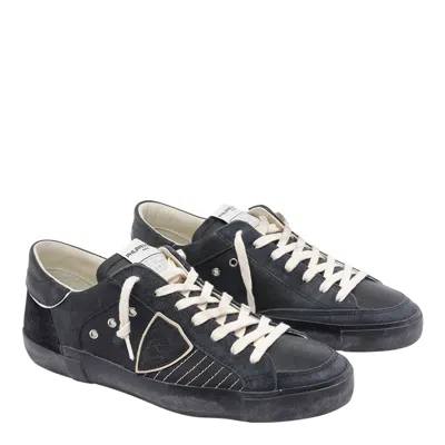 Philippe Model Low Top Sneakers Contrast Stitching In Black