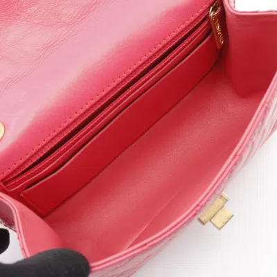 Pre-owned Chanel Gold Shoulder Bag ()