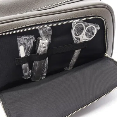 Pre-owned Coach Gray Leather Clutch Bag ()