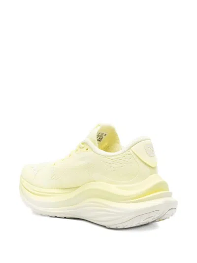 Puma Deviate Nitro 3 Wns Shoes In Gold