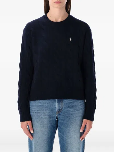 粗绞花针织毛衣